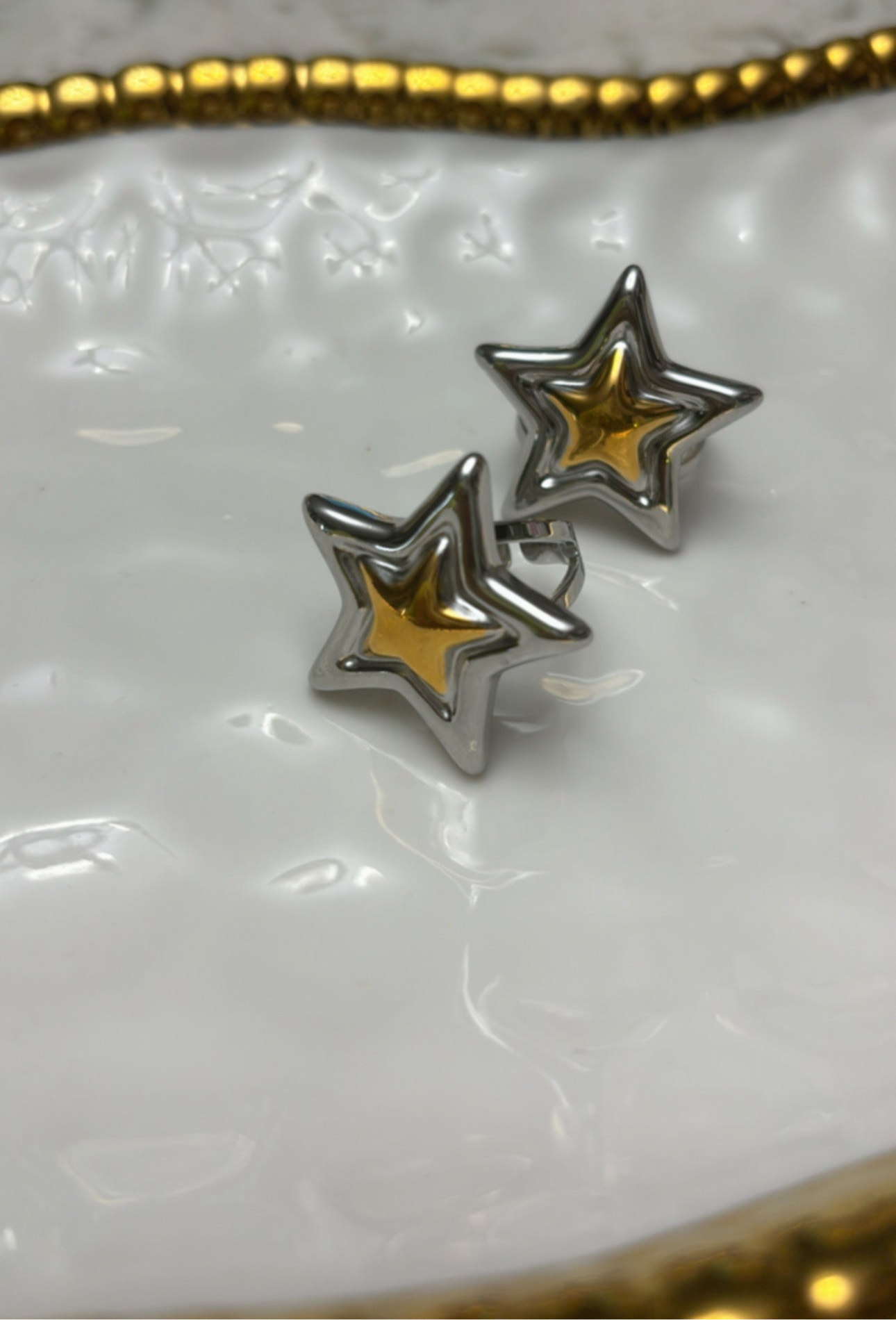 Star adjustable ring